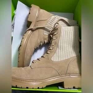 Sam Edelman very lightly worn boots in box